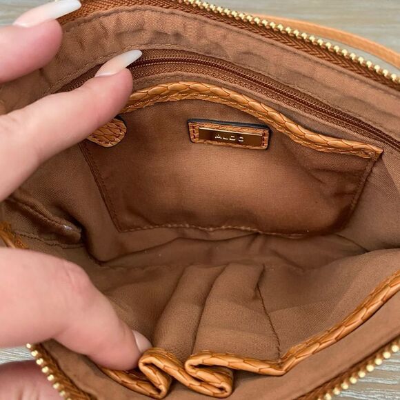 Aldo Floral Crossbody Bag Buckle Detail - Picture 6 of 9